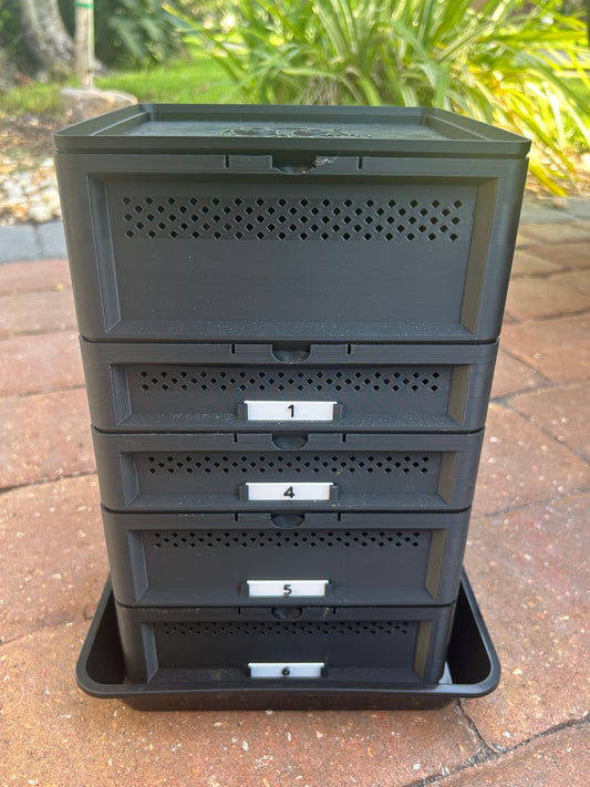 SquirmStack MAX – 5-Tier Mealworm Farm